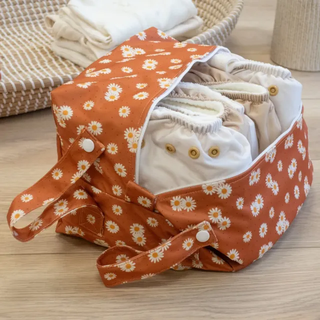 Modern Cloth Nappies Nappy Pod wetbag Ditsy Daisy waterdicht