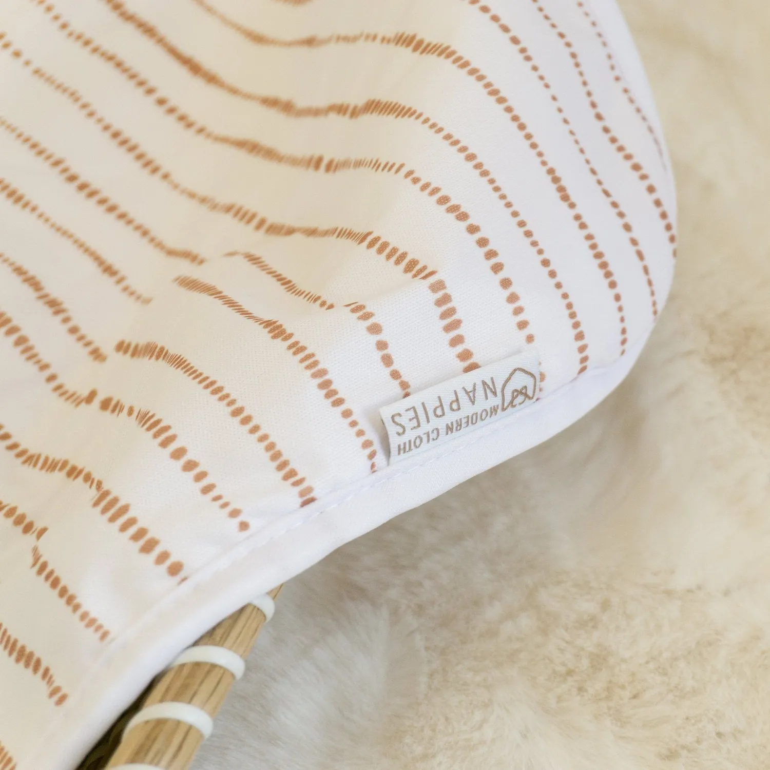 Modern Cloth Nappies Changing Mats Dune White verschoonmat bamboe