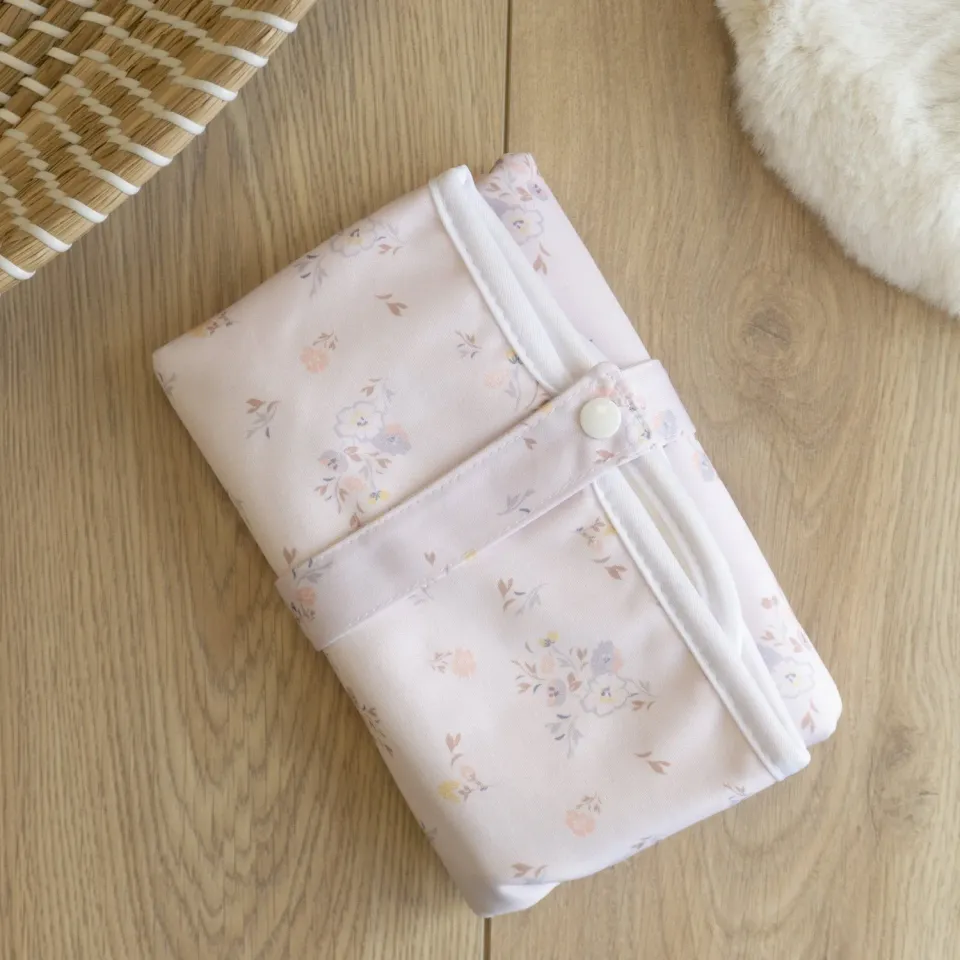 Modern Cloth Nappies Changing Mats Darling Buds verschoonmat 40x60 bamboe