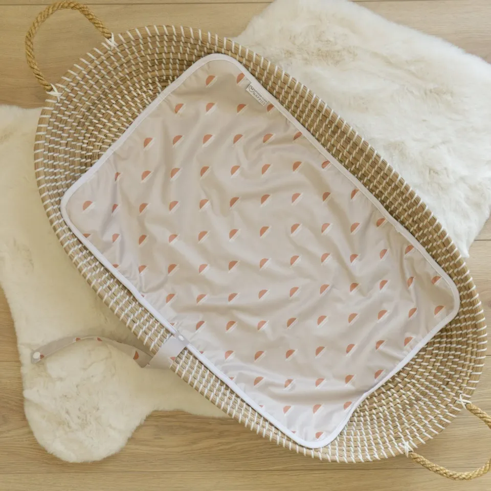 Modern Cloth Nappies Changing Mats Golden Hour verschoonmat 40x60 bamboe