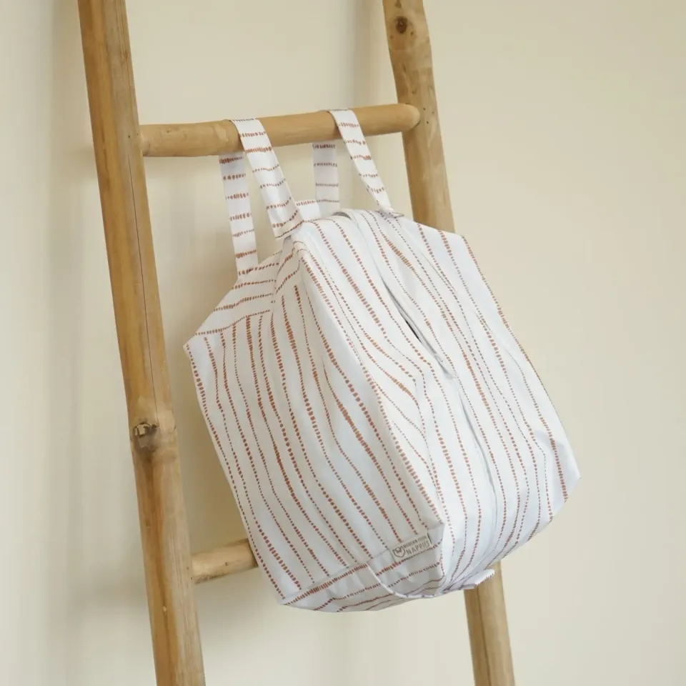 Modern Cloth Nappies Nappy Pod Dune White wetbag lekvrij