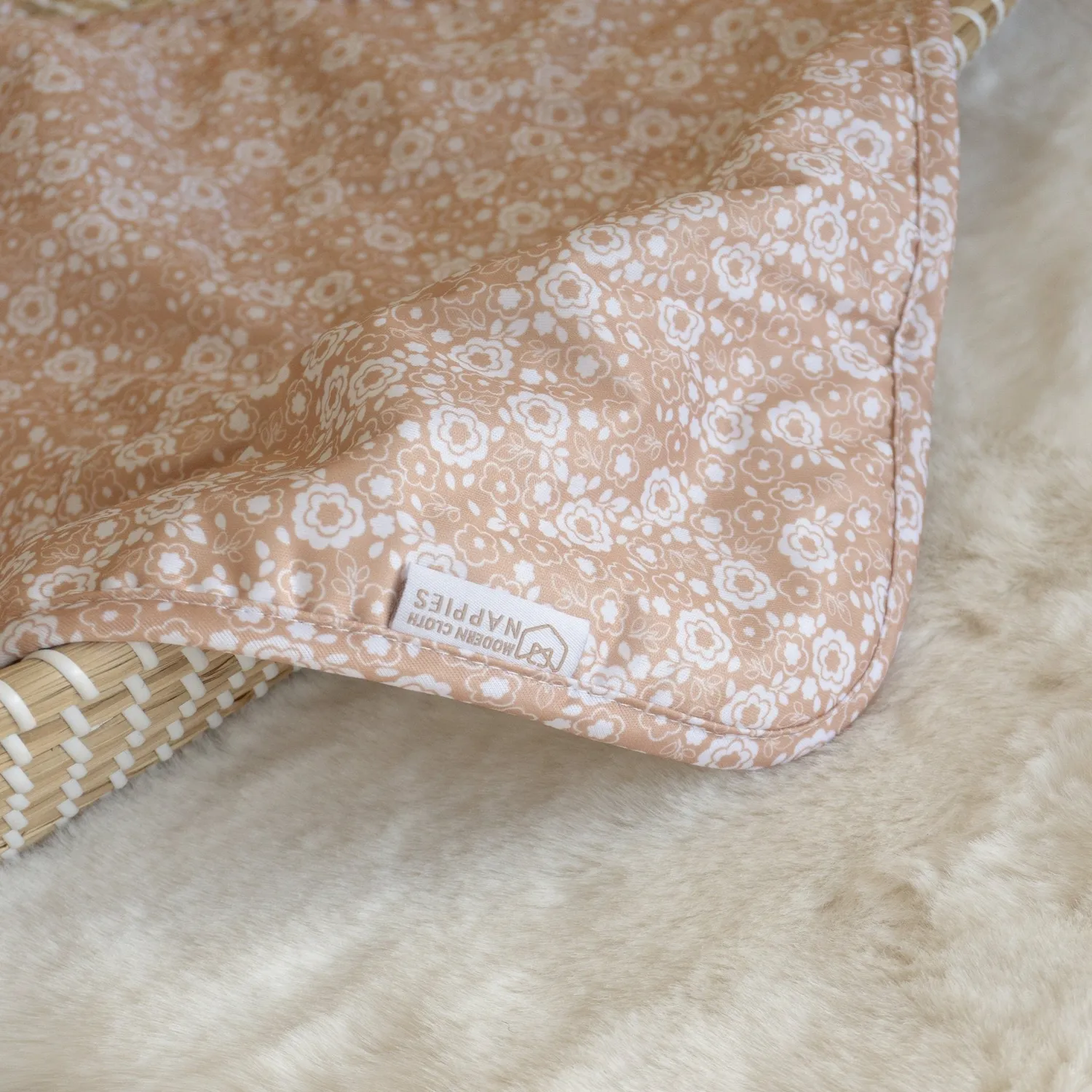 Modern Cloth Nappies verschoonmat Bloom bamboe