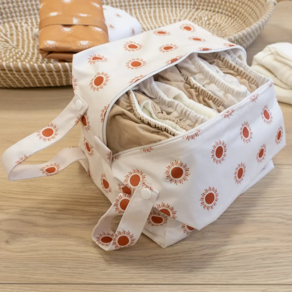 Modern Cloth Nappies Nappy Pod wetbag Soleil waterdicht