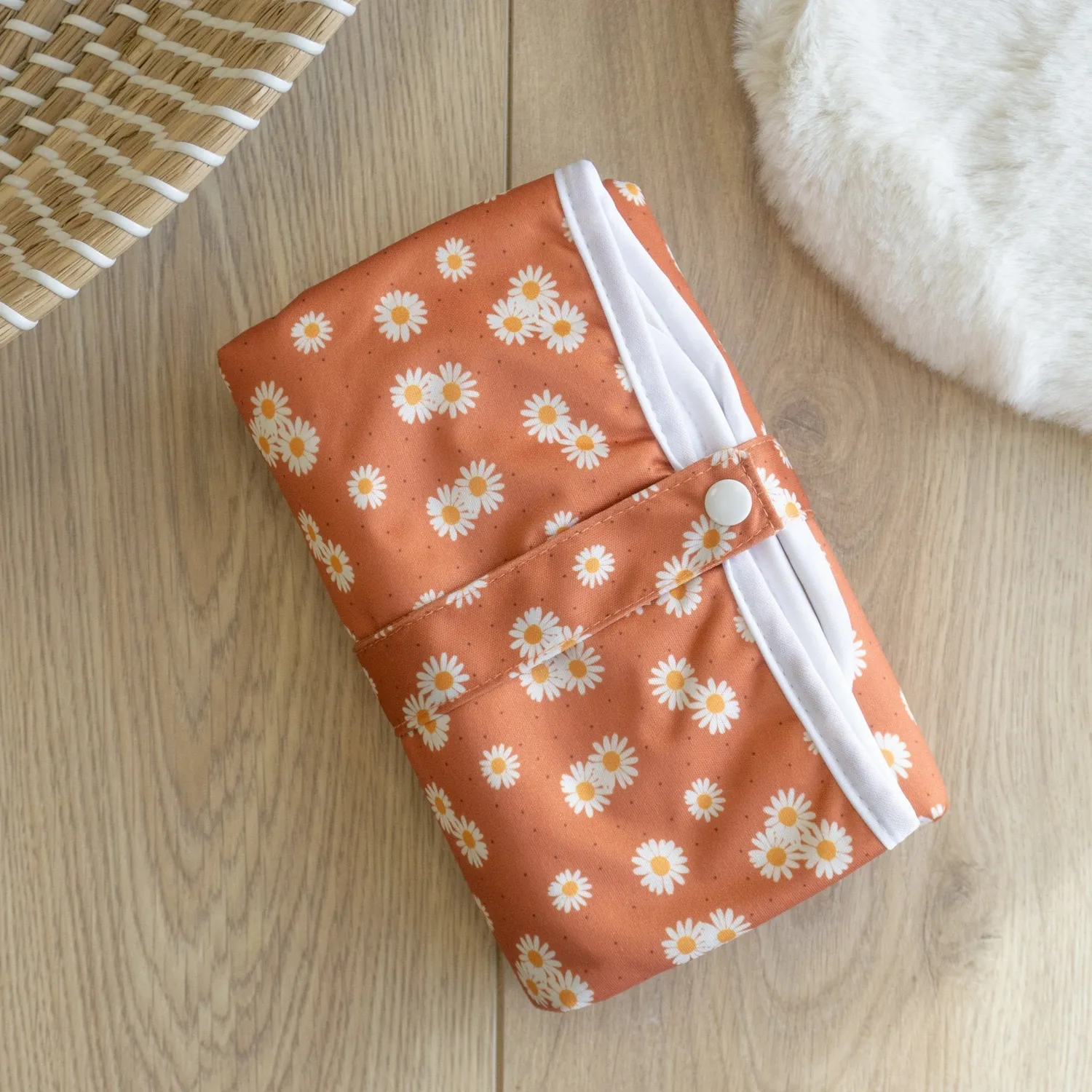 Modern Cloth Nappies Changing Mats Ditsy Daisy verschoonmat 40x60 bamboe