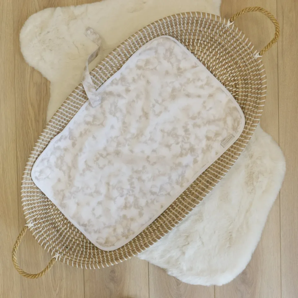 Modern Cloth Nappies Changing Mats Free Spirit verschoonmat 40x60 bamboe