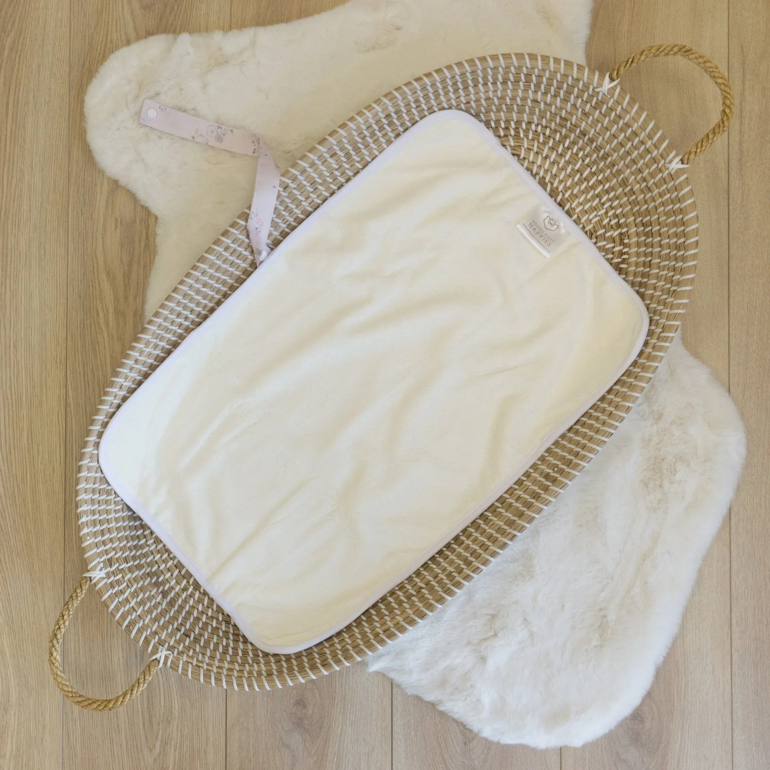 Modern Cloth Nappies Changing Mats Darling Buds verschoonmat 40x60 bamboe