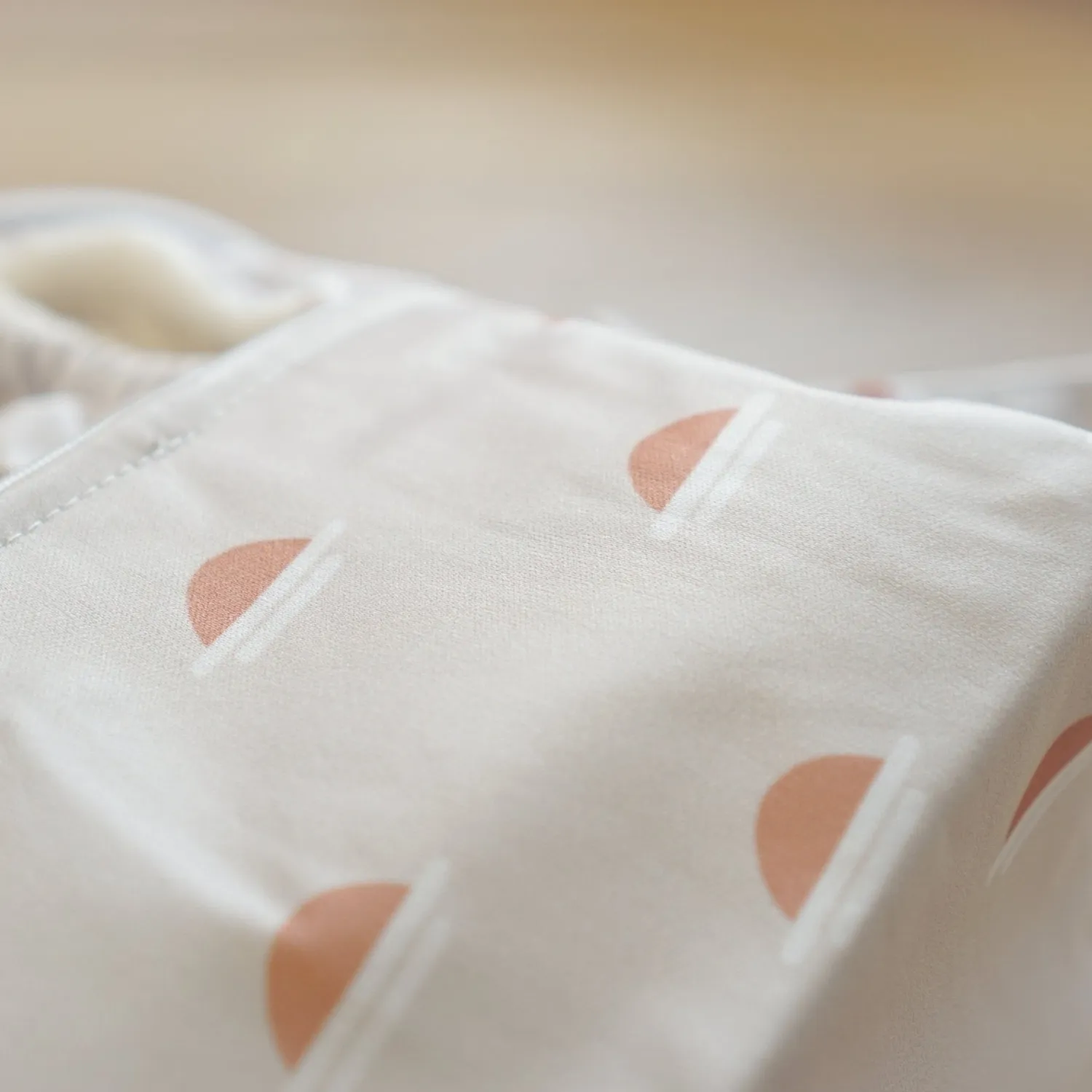 Modern Cloth Nappies Nappy Pod wetbag Golden Hour waterdicht